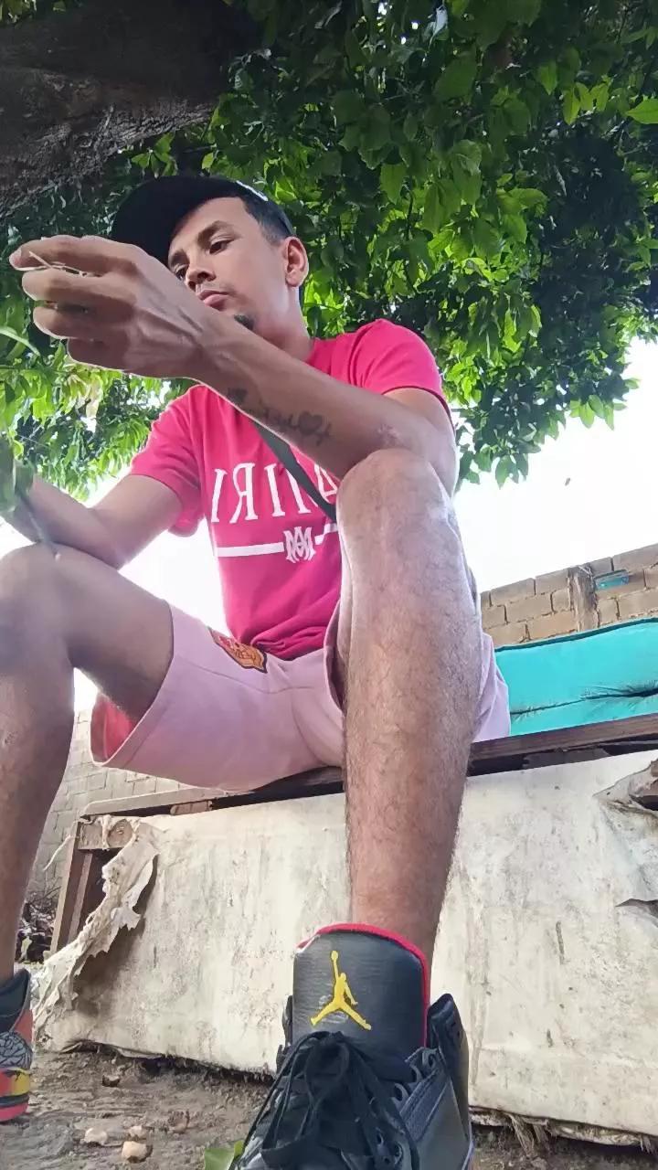 Master_nickboy2 on Cam4 