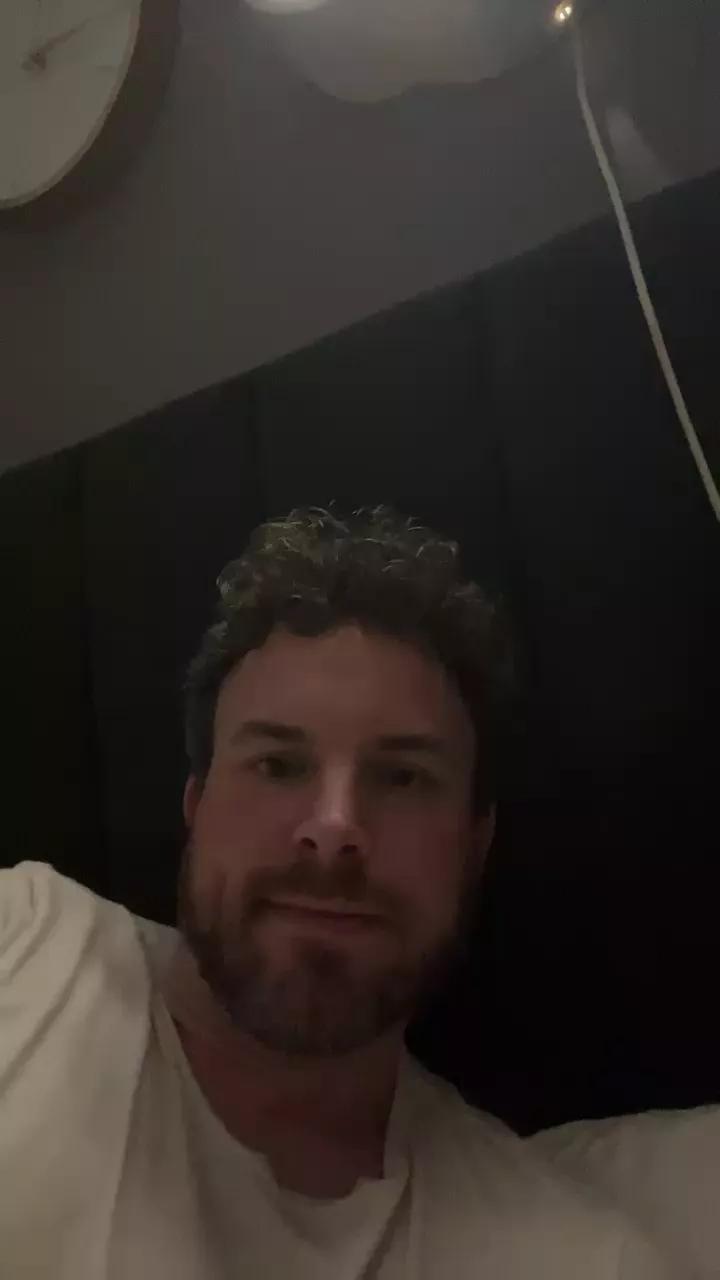mattasherder on Cam4 