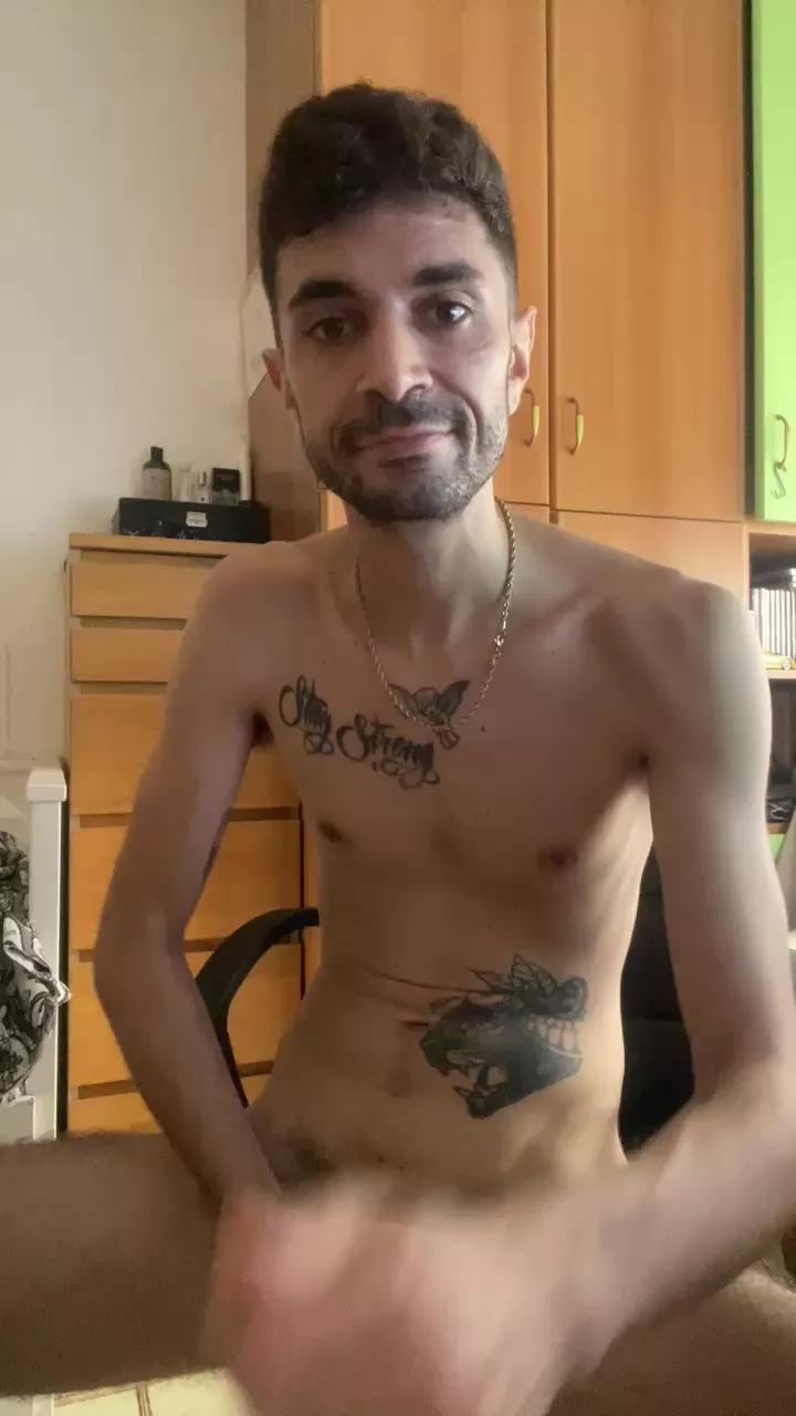Matty_kk_ on Cam4 