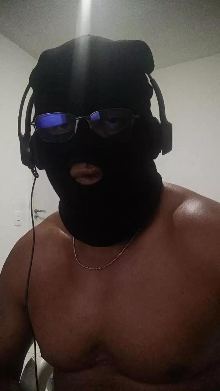 MegaPikudo on Cam4 