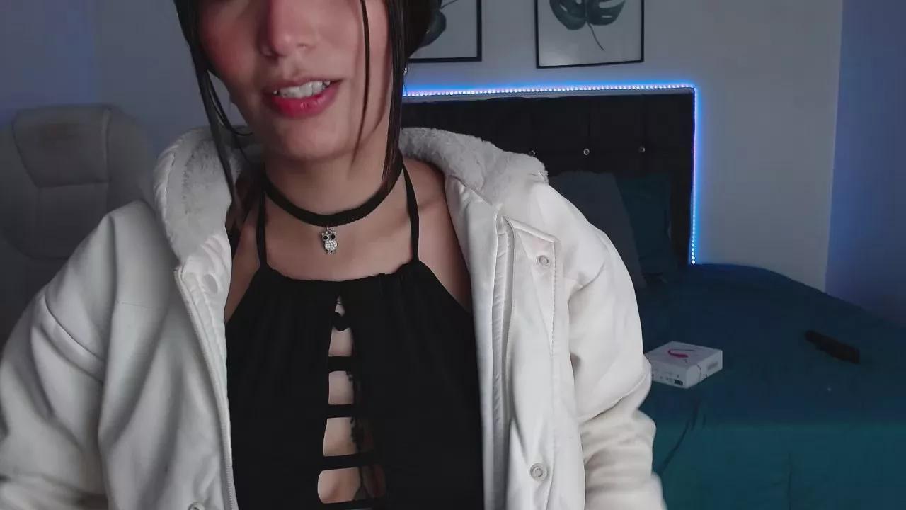mia_collens_ on Cam4 