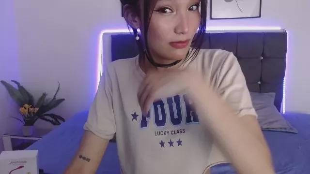 mia_collens_ on Cam4 