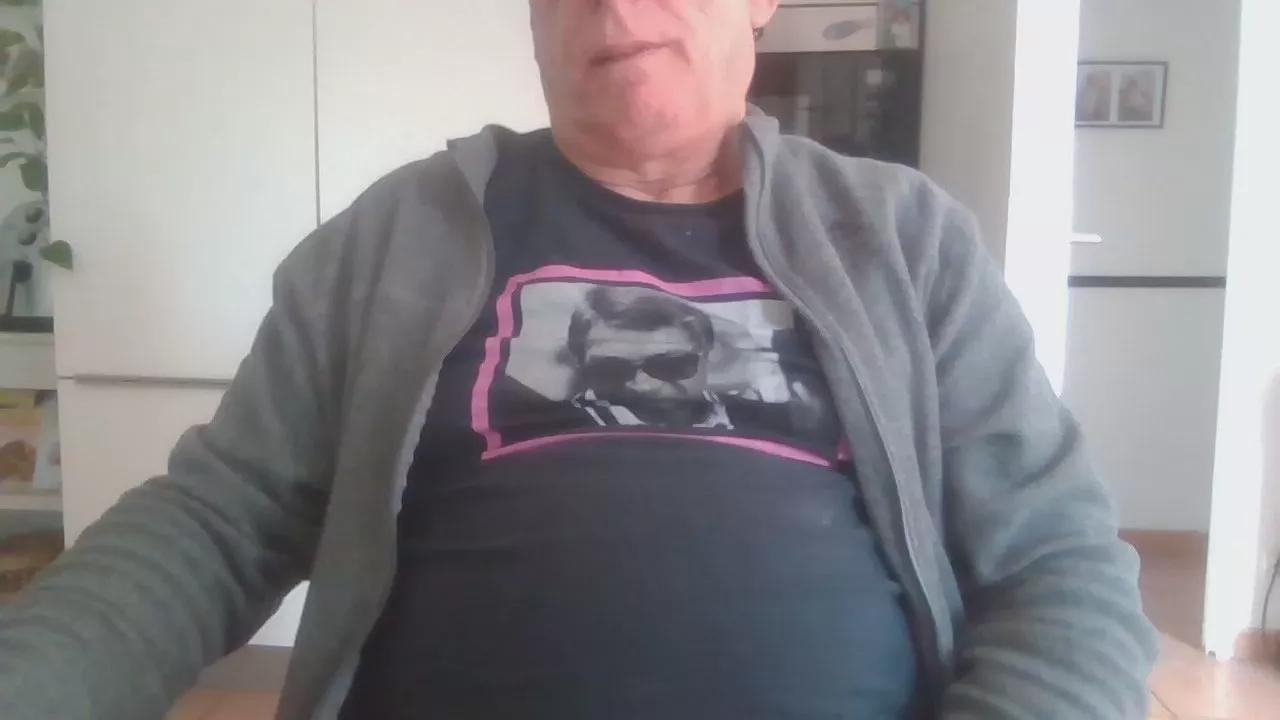 michel750000 on Cam4 