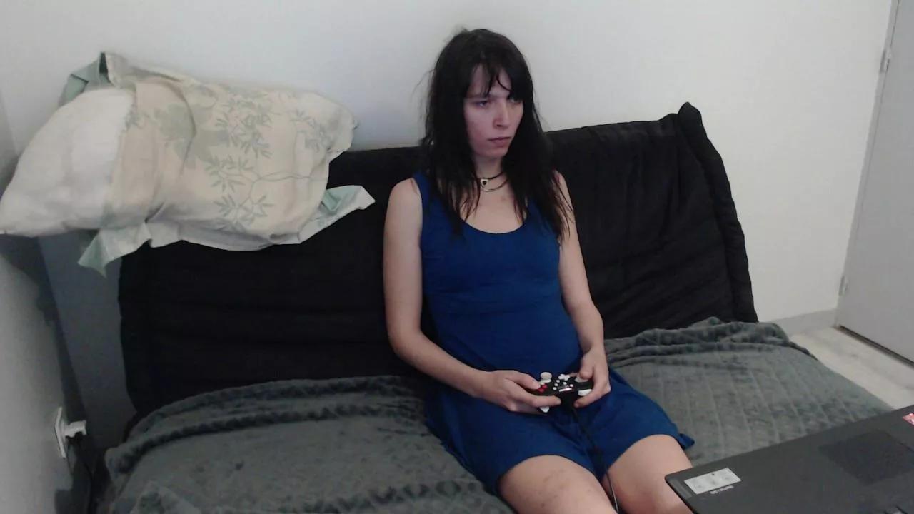 missthon on Cam4 