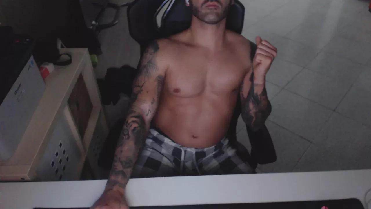 mistik_69 on Cam4 