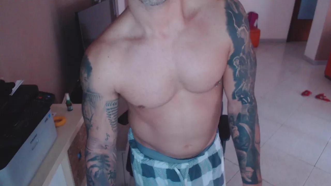 mistik_69 on Cam4 