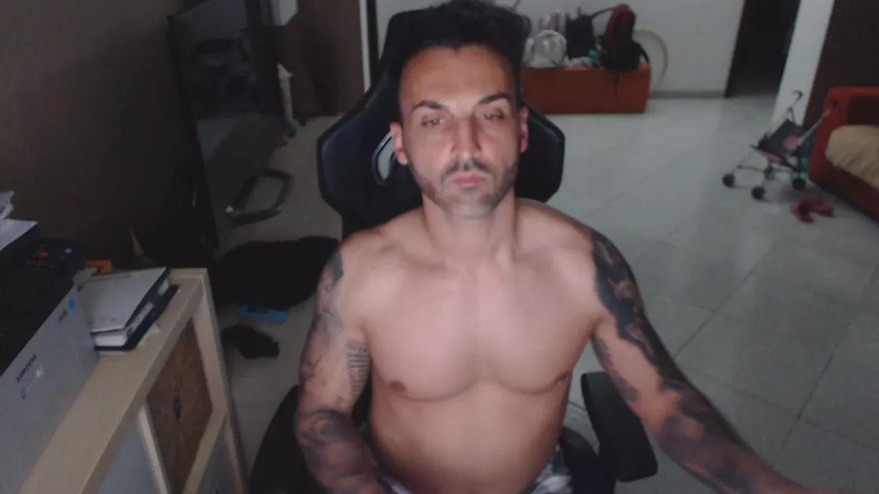 mistik_69 on Cam4 