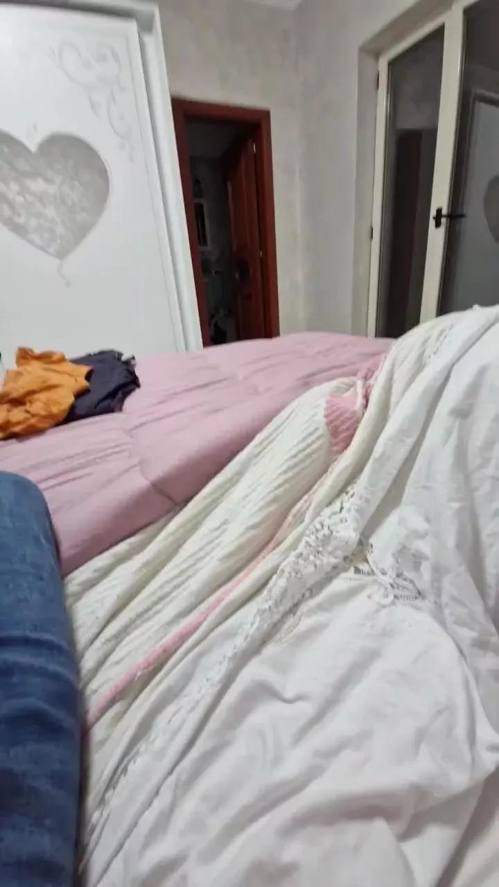Monella52 on Cam4 