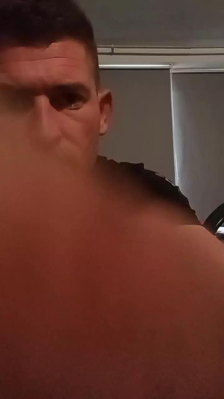 Mooooustache on Cam4 