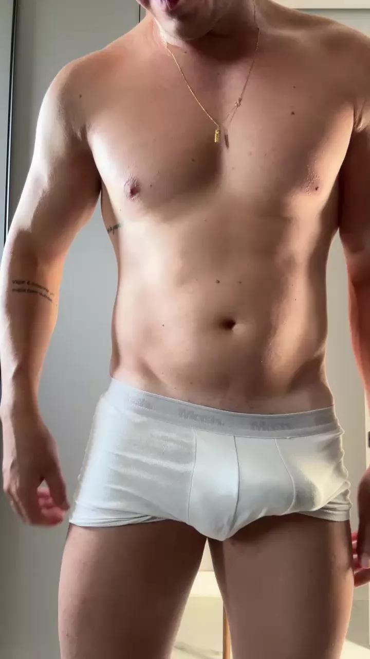 mrc_00200 on Cam4 