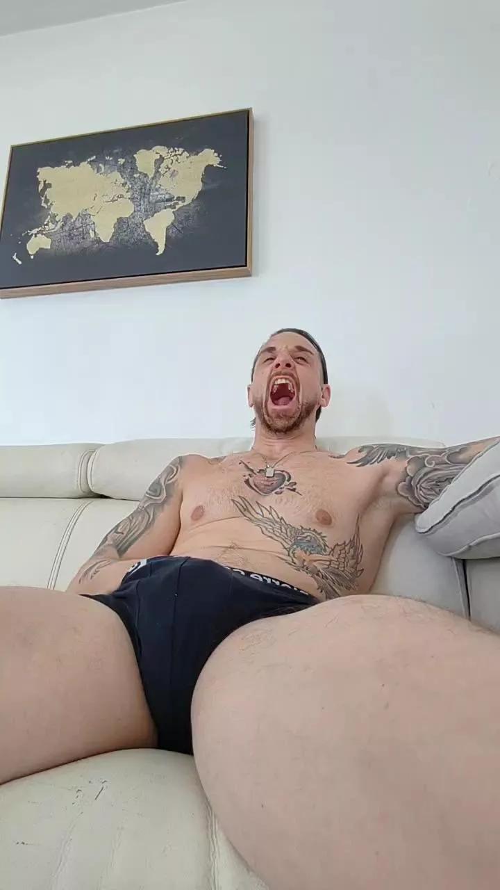 Neotrix33 on Cam4 