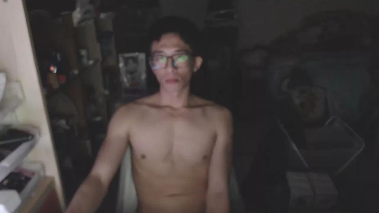 Nick7717 on Cam4 