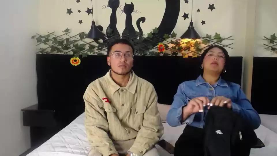 Noa_N_Carolain on Cam4 