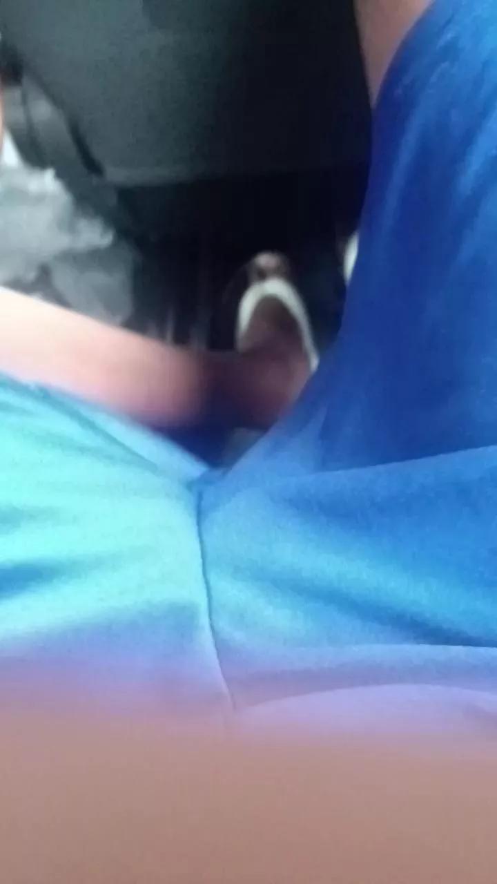 Novinhoode18 on Cam4 
