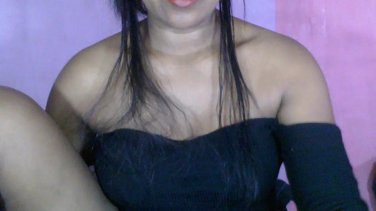 Olivi_hot on Cam4 
