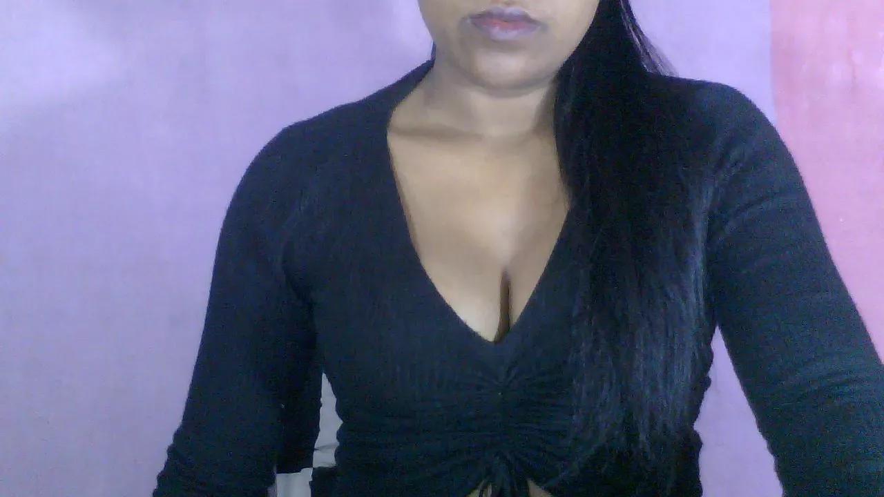 Olivi_hot on Cam4 