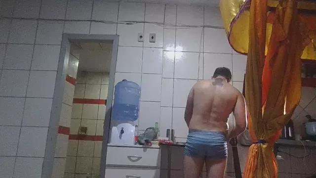 Omiranhaaaa on Cam4 