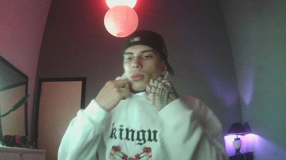 onlybauti on Cam4 