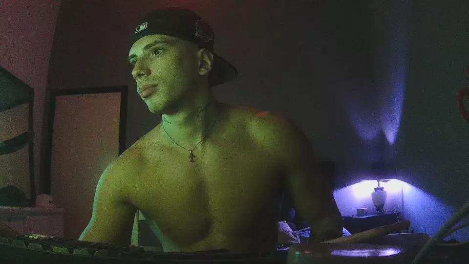 onlybauti on Cam4 