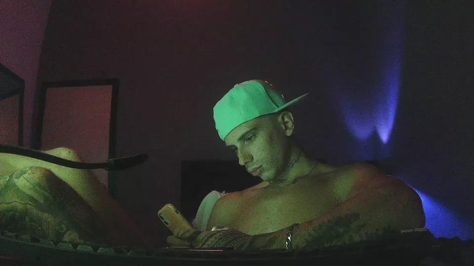 onlybauti on Cam4 