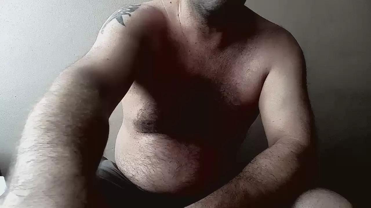 Oscarr5 on Cam4 