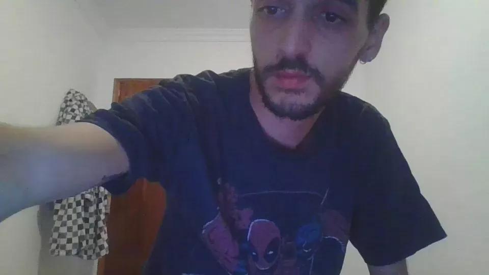 Pablox218 on Cam4 