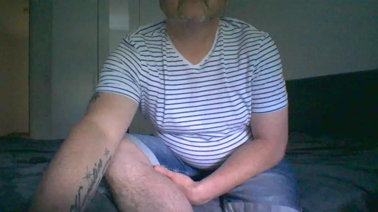 palpi2 on Cam4 