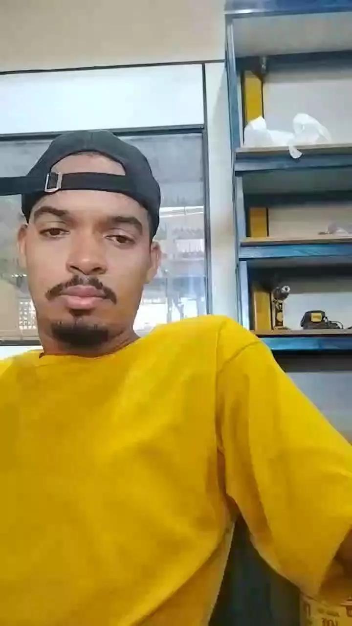 paulinhossa1 on Cam4 