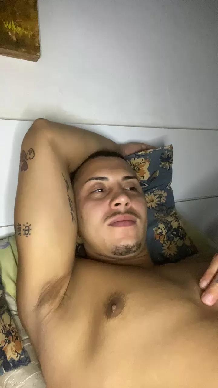 pedrinh0_x on Cam4 