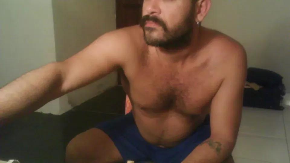 Peludoo3v on Cam4 