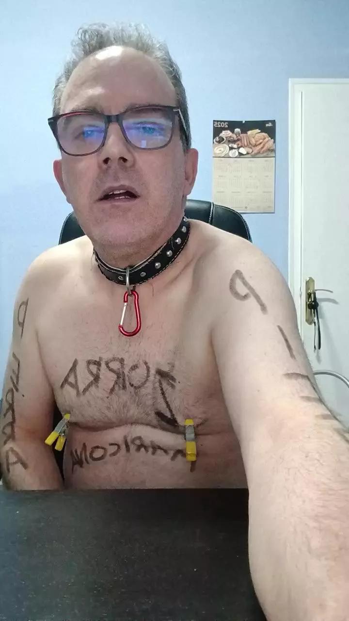 perrasum3 on Cam4 