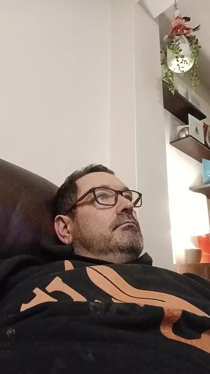 pervintits on Cam4 