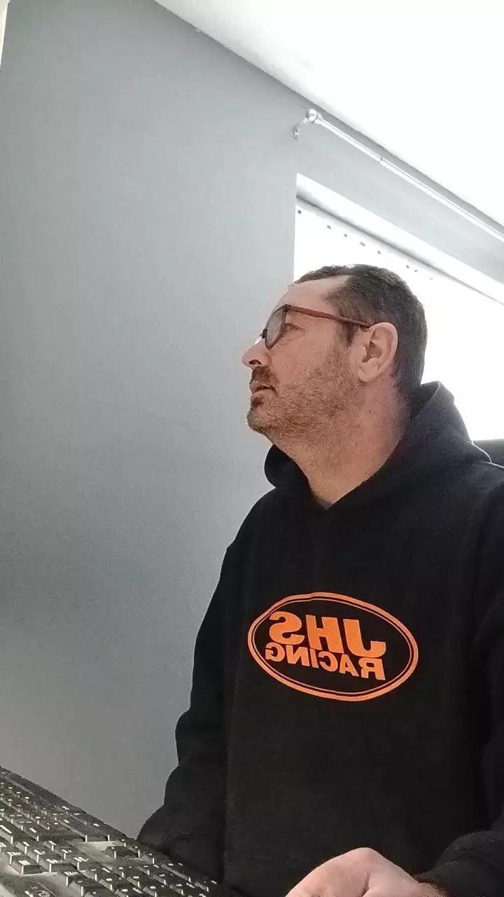 pervintits on Cam4 