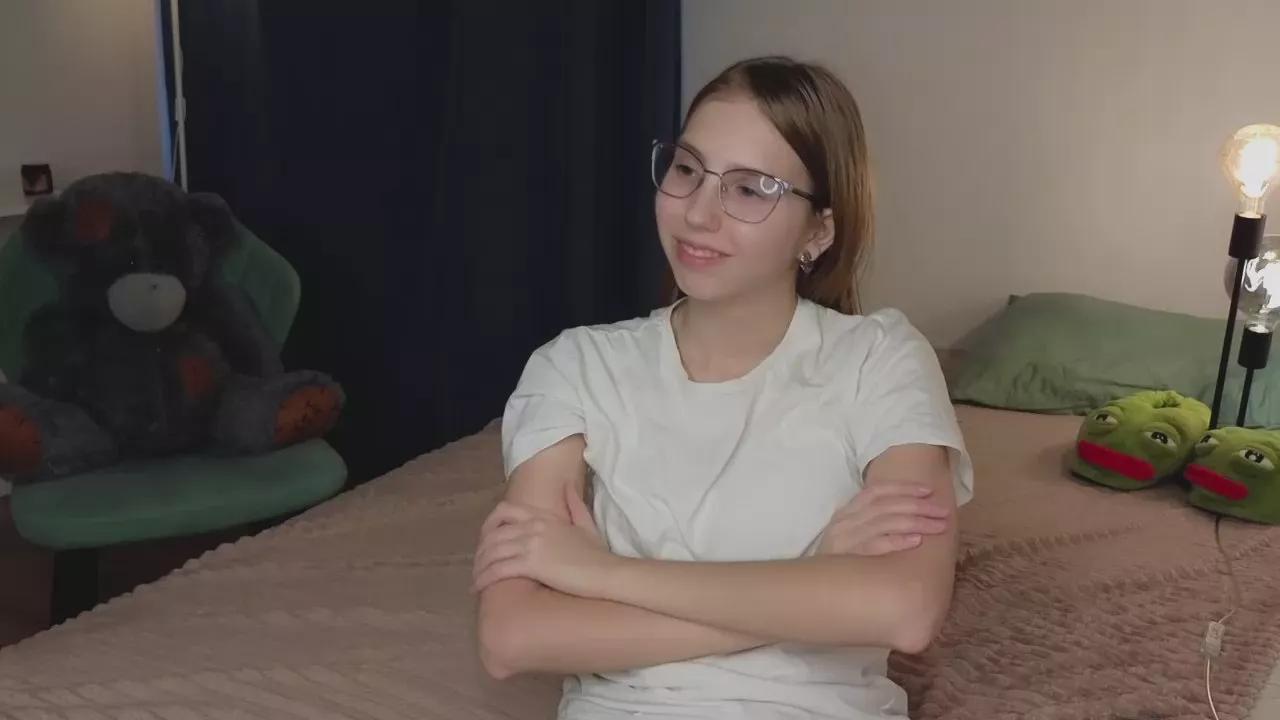 PhilomenaChubb on Cam4 