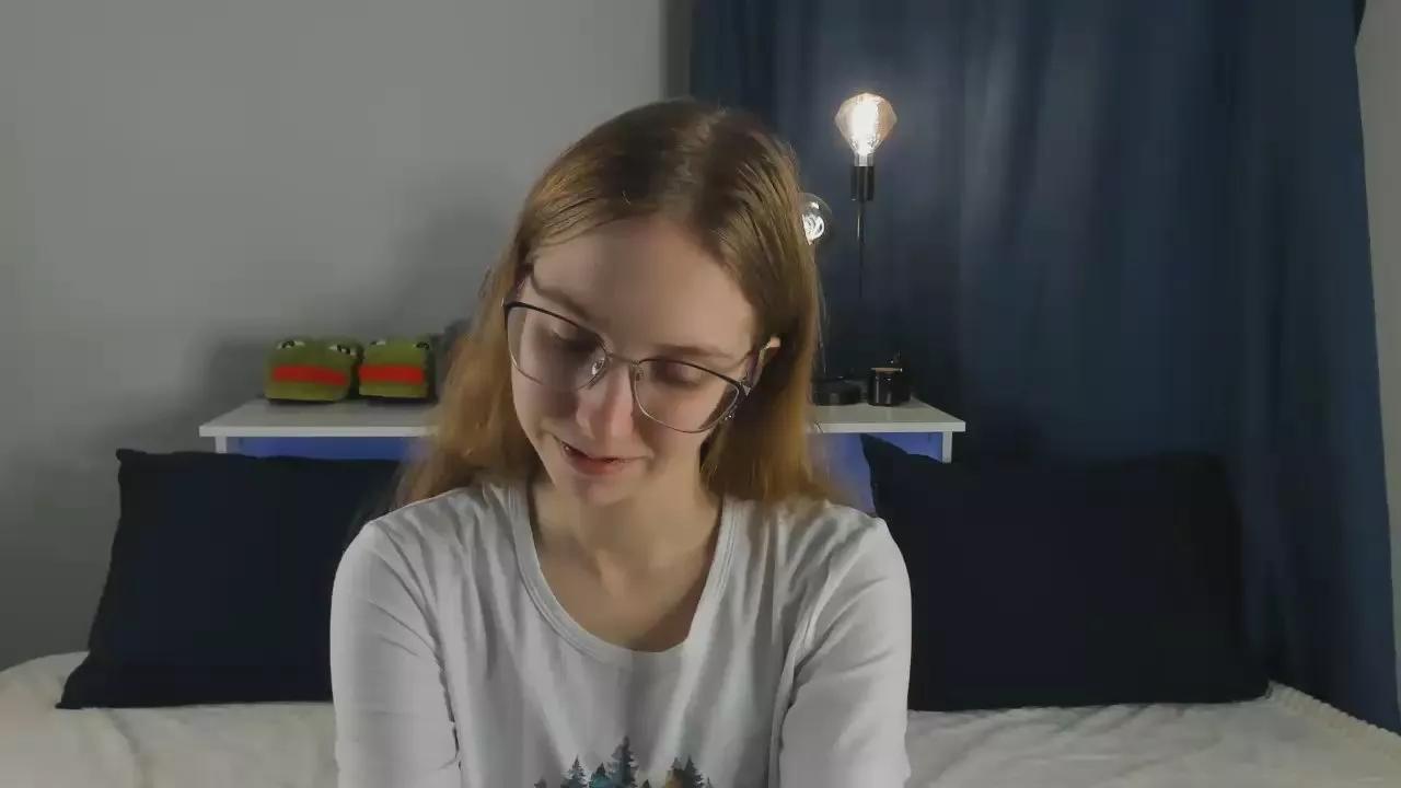 PhilomenaChubb on Cam4 