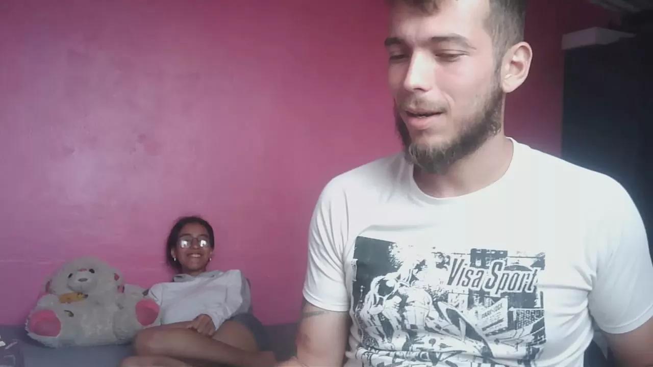 Pocahonta_18 on Cam4 