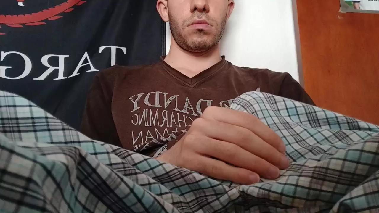 Pollon797 on Cam4 