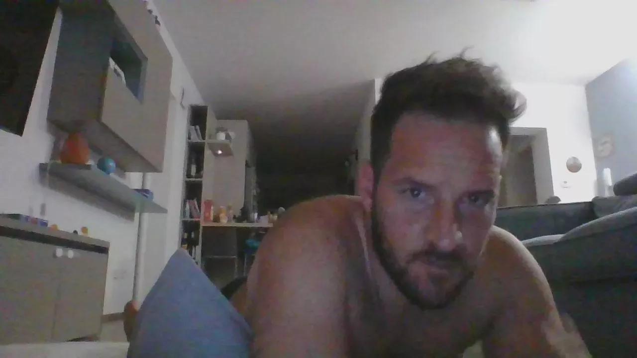 porbia on Cam4 