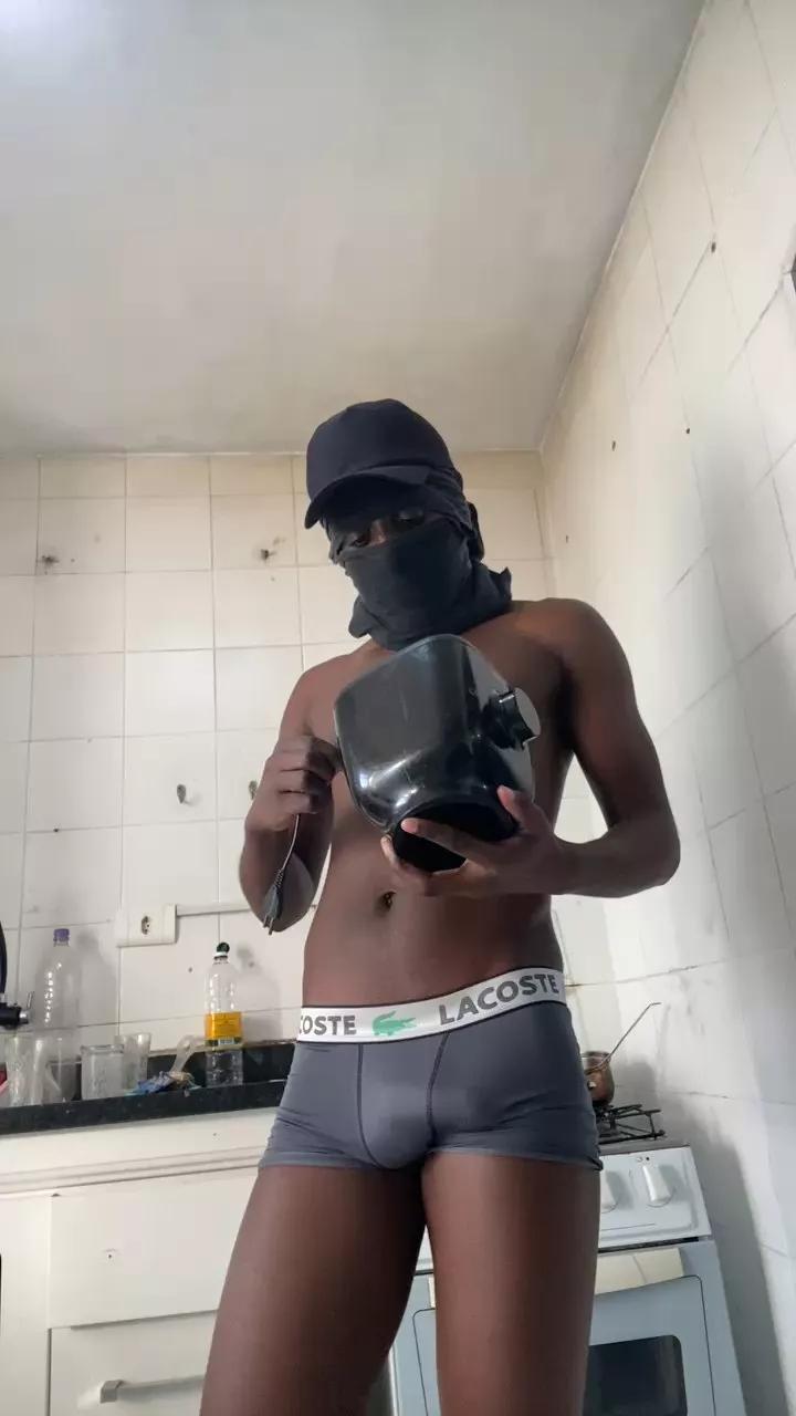 Preto4m on Cam4 