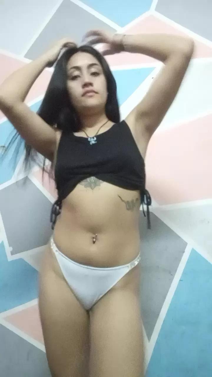 prii_hot on Cam4 