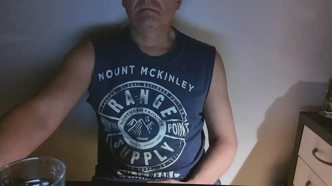 qpmario on Cam4 