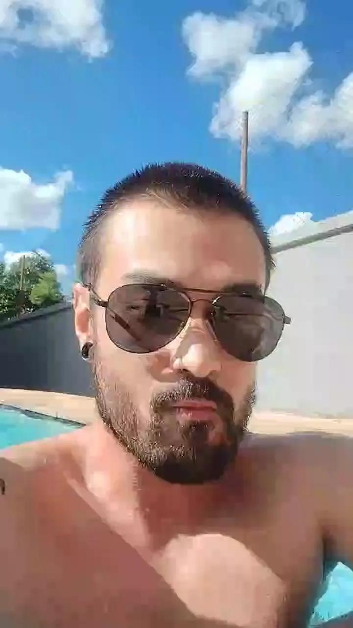 Quackdonald on Cam4 