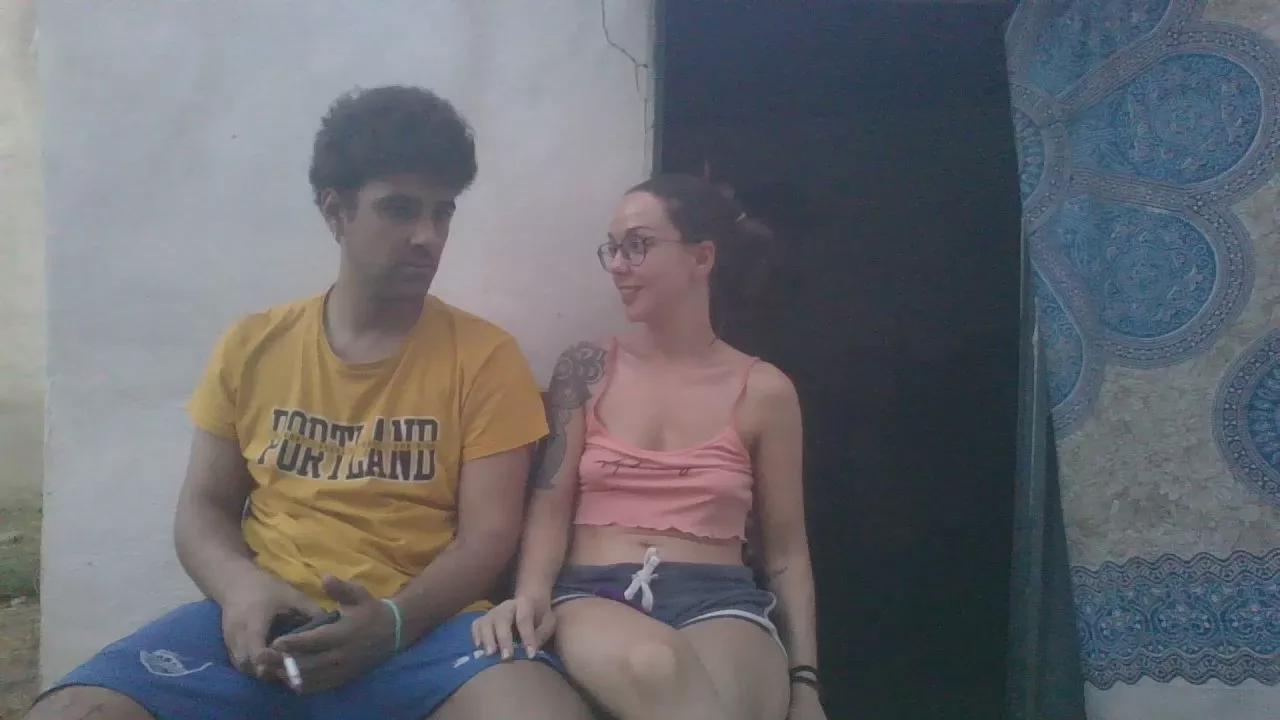 Quenomirees on Cam4 