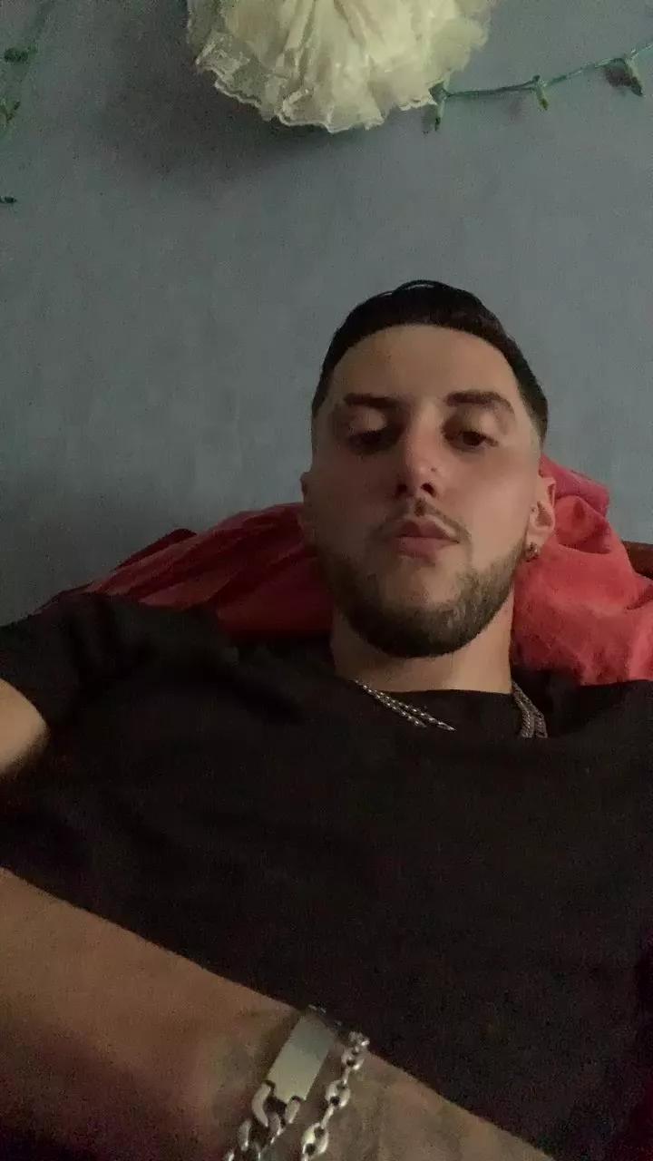 quiveuxmesucer on Cam4 