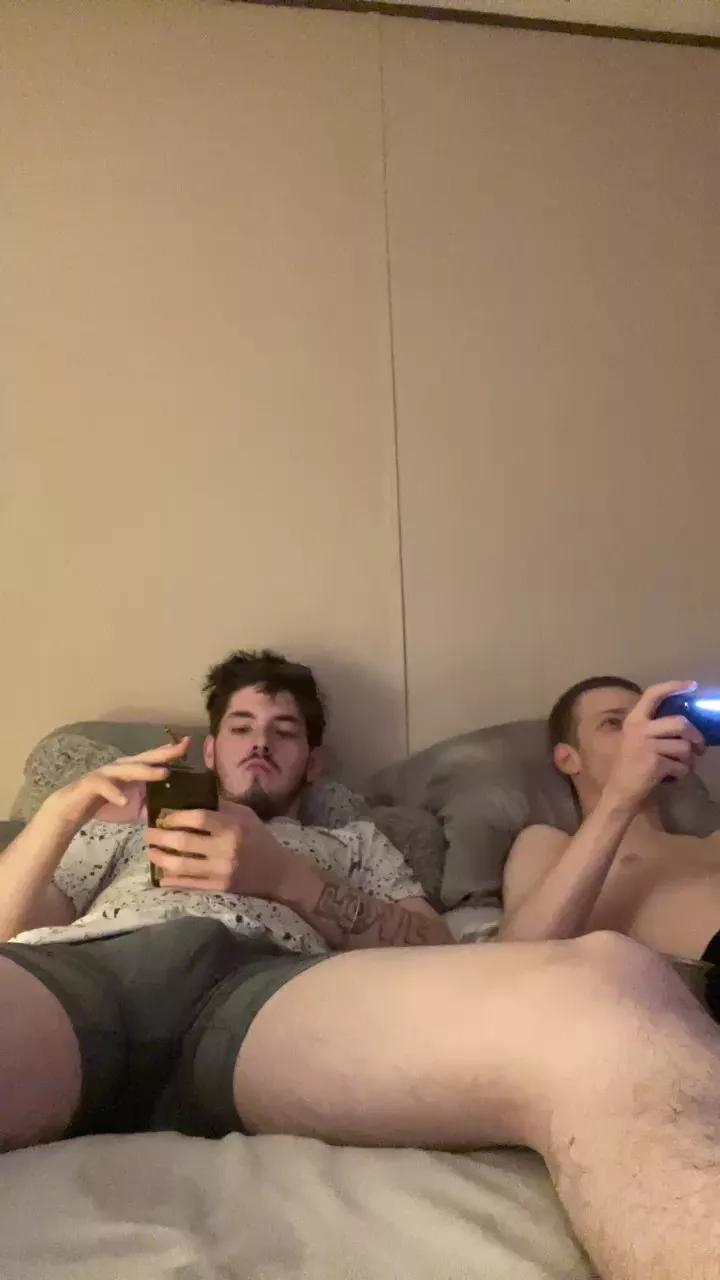 R6verxxx on Cam4 