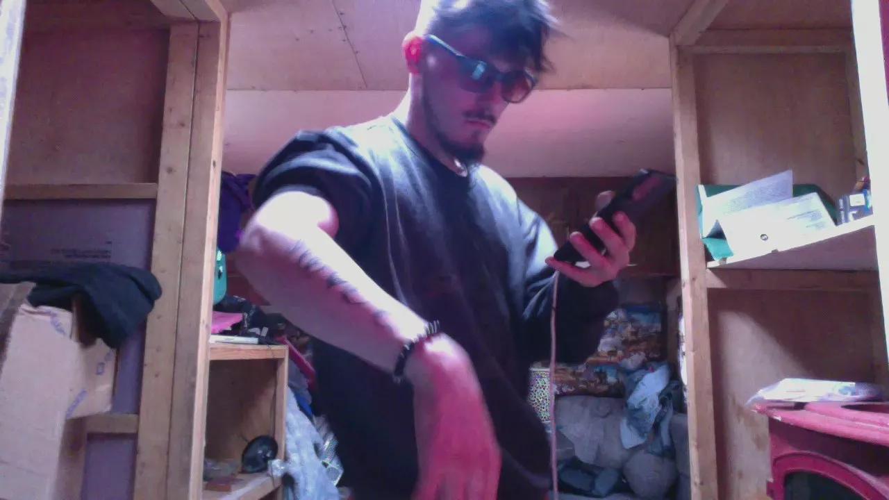 R6verxxx on Cam4 