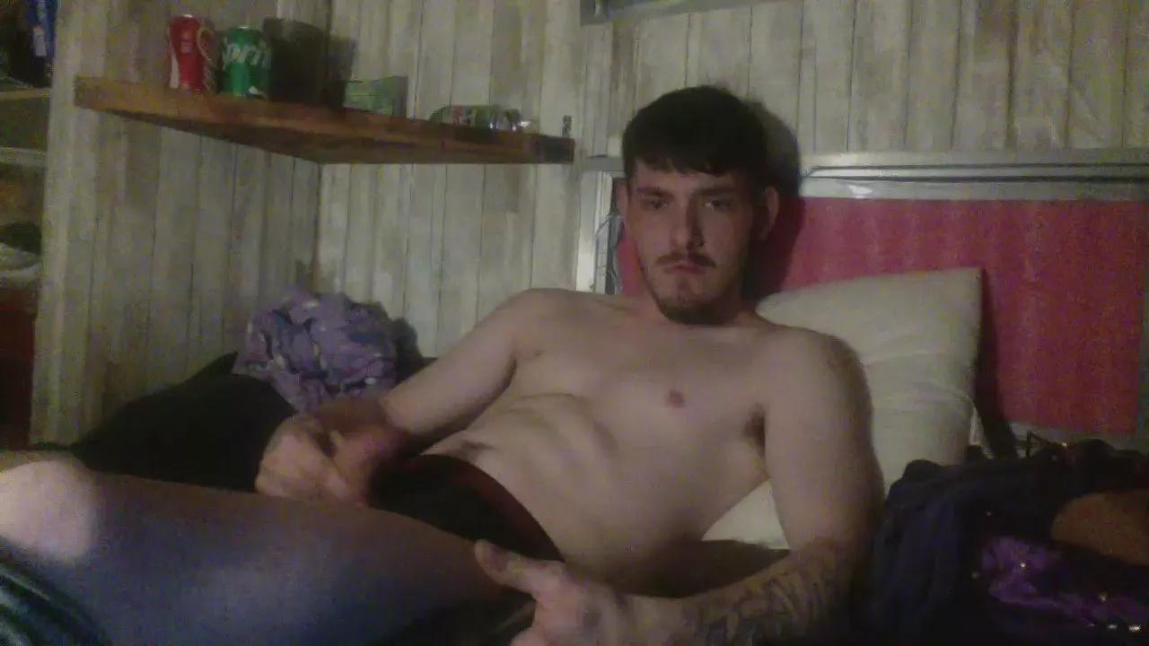 R6verxxx on Cam4 