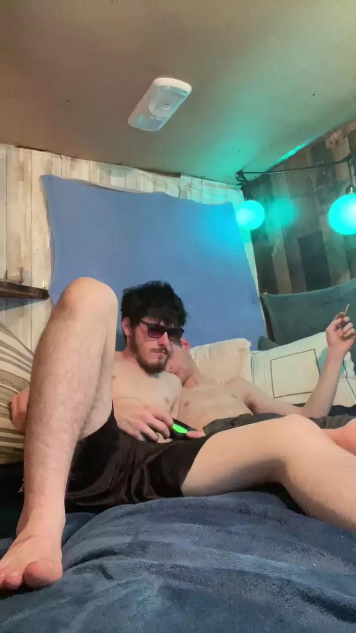 R6verxxx on Cam4 