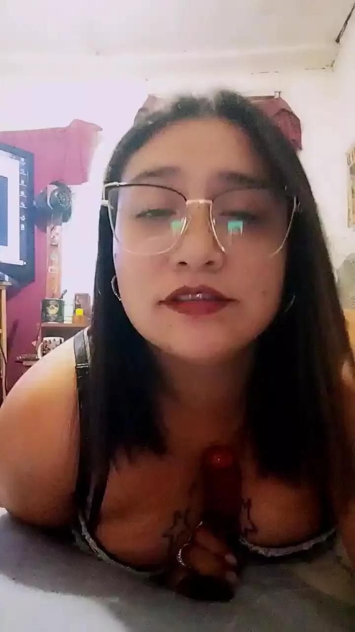 RachelUzumaki on Cam4 