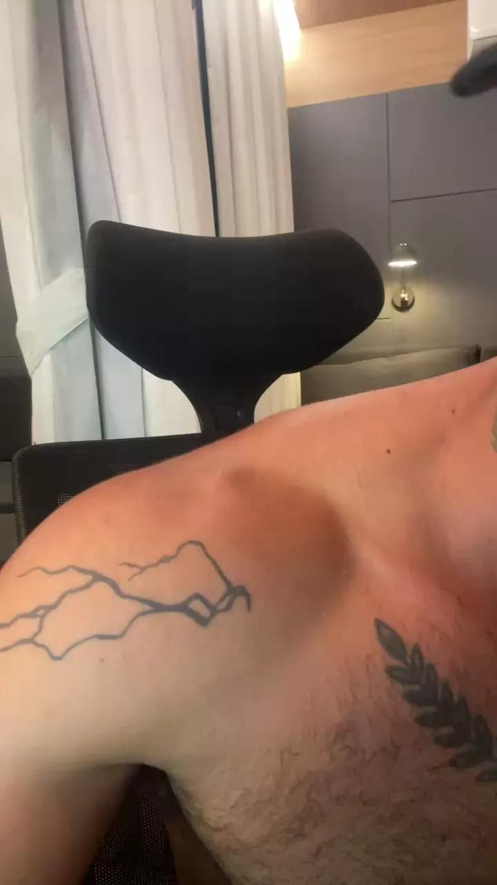 Raik_23 on Cam4 